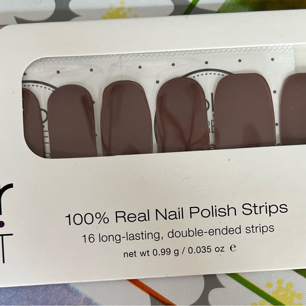 Color Street 100% Real Nail Polish Strips - Upper East Side